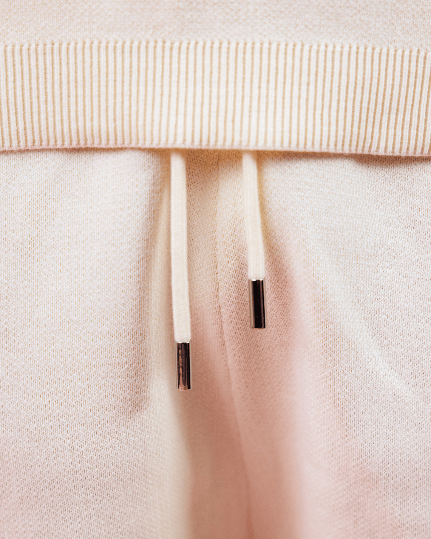 BLOSSOM - KNITTED SHORT