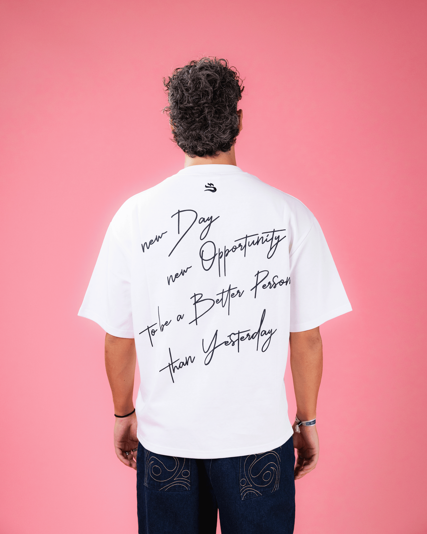 BLOSSOM - WHITE TEE